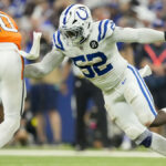 Colts lose key pass rusher for multiple weeks with knee injury