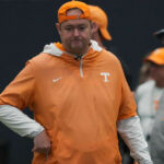 Tennessee football star linebacker questionable for Week 10 vs. Oklahoma with turf toe