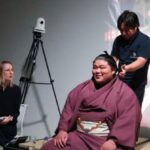 伯桜鵬、ロンドンで髪結い実演　現地ファンと交流
